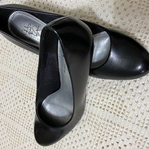 LifeStride Parigi Womens Black Pumps